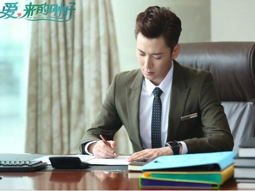 《爱来的刚好》开播 韩栋江铠同变欢喜冤家