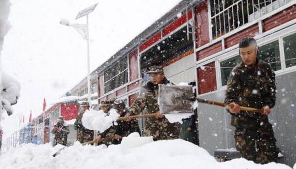 西藏日喀则山南等局地遭雪灾造成2万人受灾