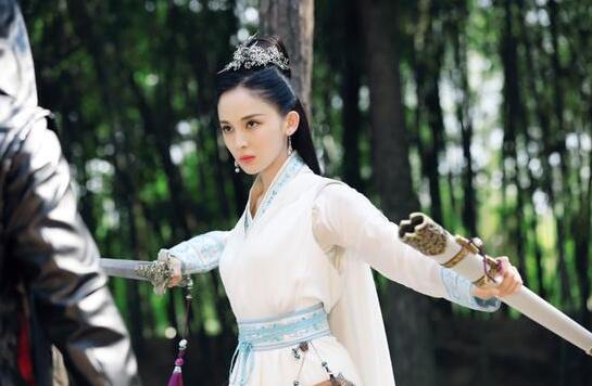 《择天记》曝海报417鹿晗娜扎率少年团将出发