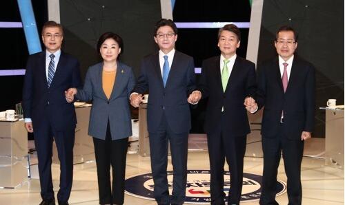 韩国总统大选倒计时8天文在寅支持率单独领跑