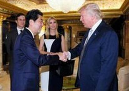 安倍与特朗普通电话:内容未公布日媒称极机密