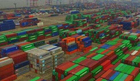 中国今年前5个月货物贸易进出口总值达10.76万亿