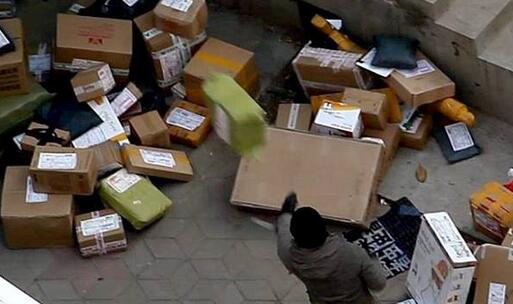 中消协:近半快递网点存野蛮装卸和暴力分拣等问题