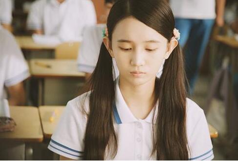 《李雷和韩梅梅》首映"初恋脸"成梓宁演技获赞