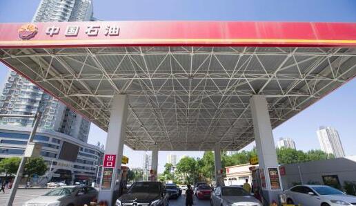 国内成品油价格战：多地加油站油价降幅远超国标
