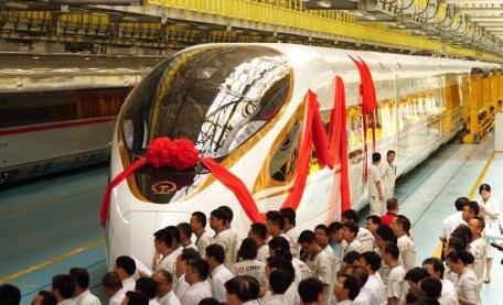 京沪高铁今双向首发“复兴号”WiFi网络覆盖车厢