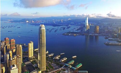 回归20周年香港何以超过日本成为世界“长寿村”