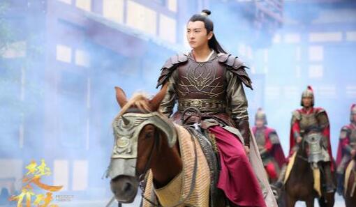 《楚乔传》热播牛骏峰被虐多部作品演技获赞