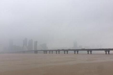 湘江长沙段水位破历史记录洞庭湖水位一天涨逾一米