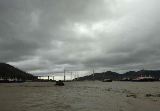 台风"帕卡"逐渐减弱南航新增取消55班珠三角航班