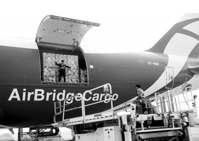 郑州机场正逐步形成覆盖全球的国际客货运航空网络