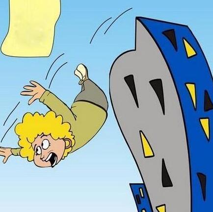 花甲老太6楼坠下抢救无效死亡