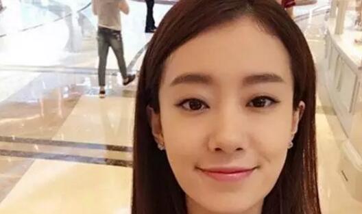 张小斐门事件,张小斐作品多就是红不起来