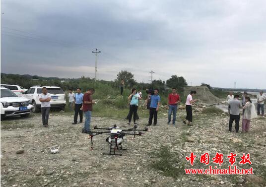 工人被困美丽岛
